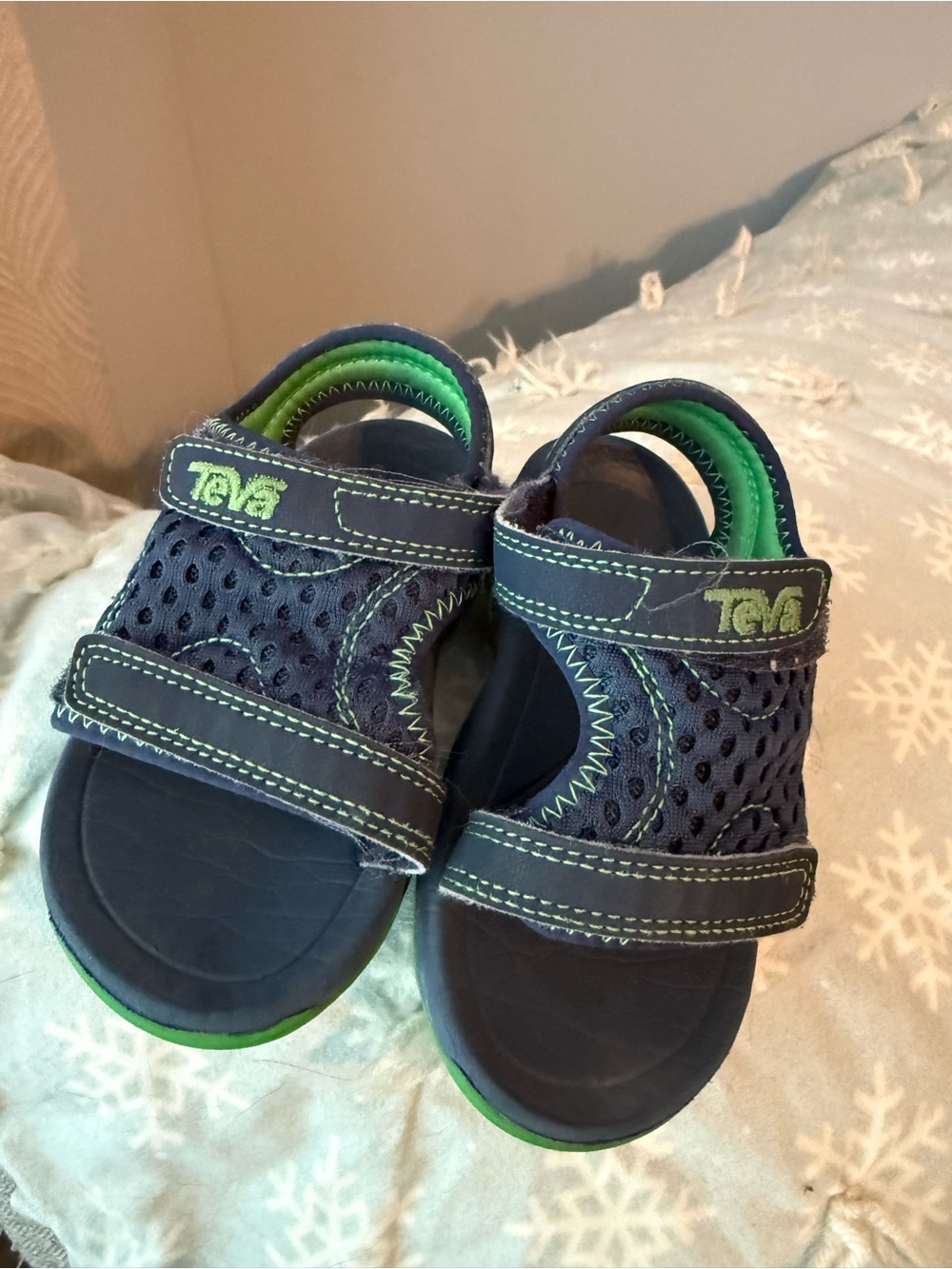 Teva Kids Navy and Lime Green Hook-and-Loop Sport Sandals